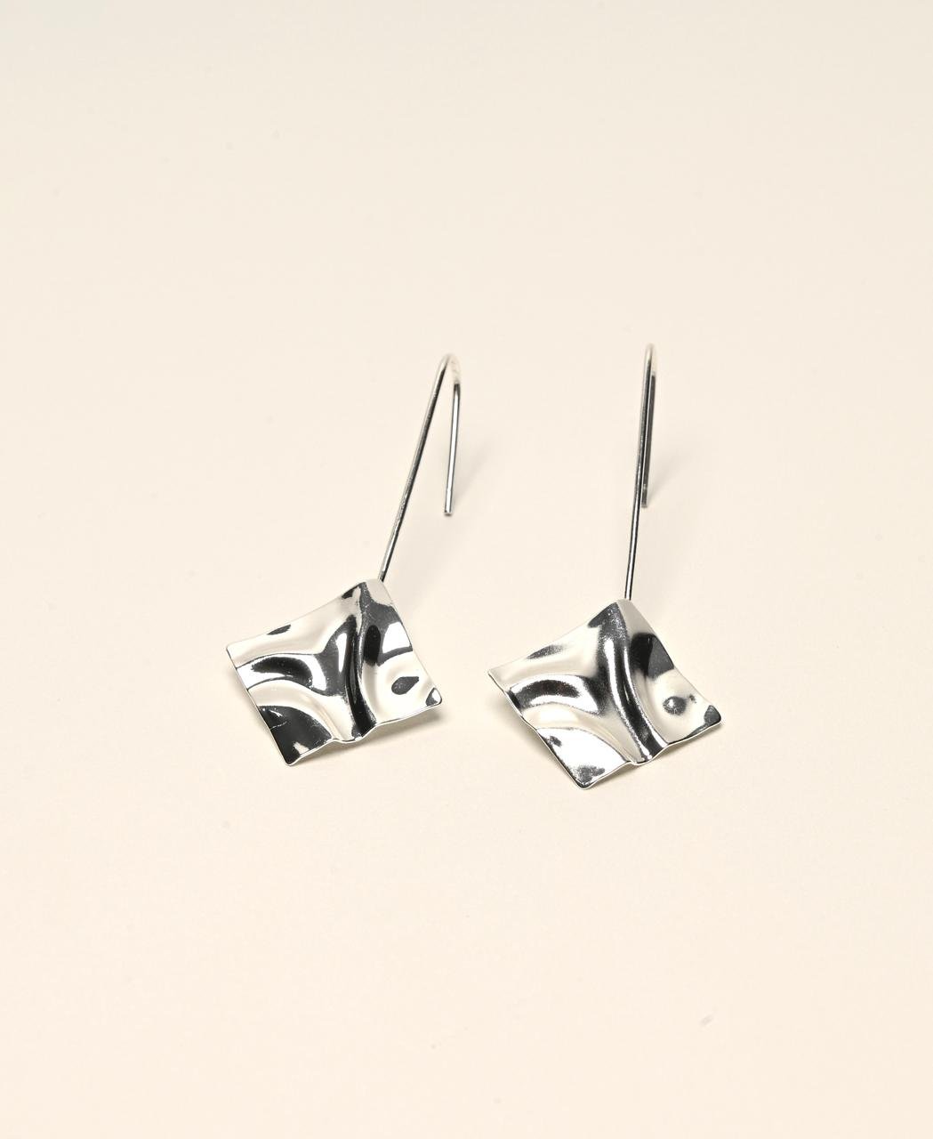 Brinco Quadrado Comprido - Ouro 18k